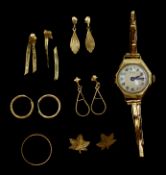 Gold band, Mimo gold ladies wristwatch on gold expanding strap and jewellery oddments,