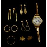 Gold band, Mimo gold ladies wristwatch on gold expanding strap and jewellery oddments,