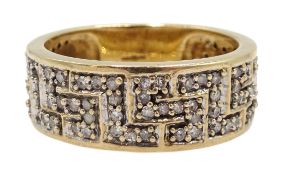 9ct gold diamond set band, hallmarked Condition Report & Further Details Approx 8.