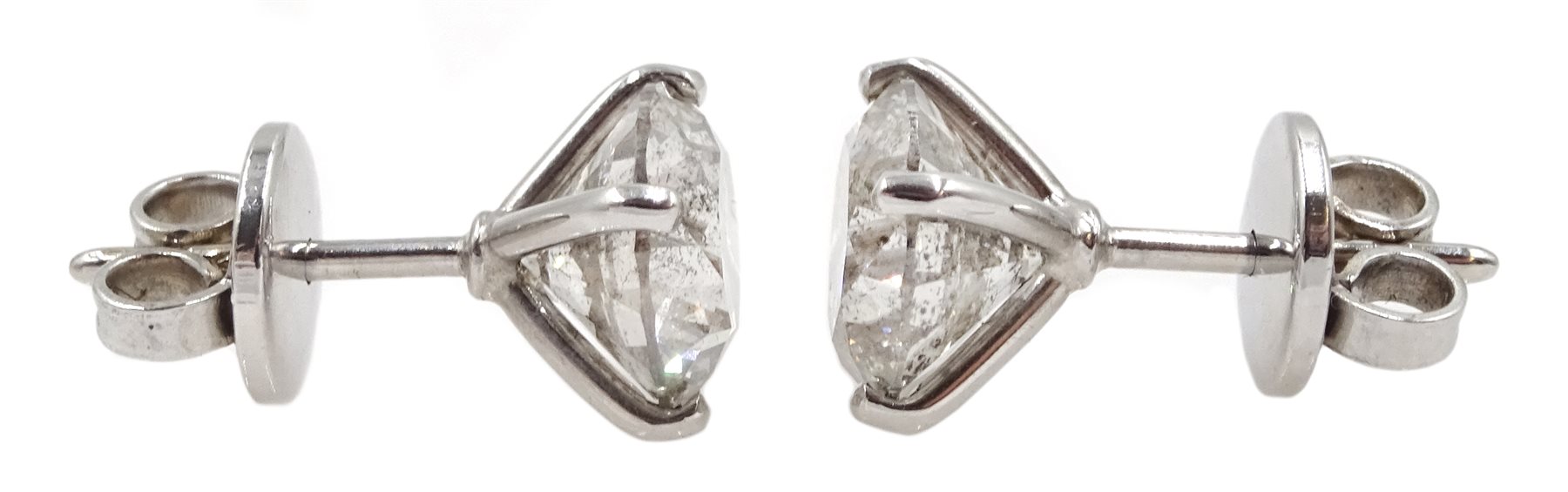 Pair of 18ct white gold diamond stud earrings, stamped 750, diamond total weight 3.52 carat - Image 3 of 4