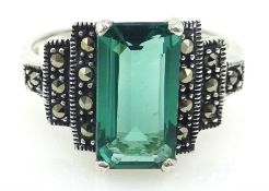 Silver green stone and marcasite stepped design ring, stamped 925