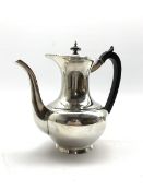 Edwardian silver coffee pot by Walker & Hall, Sheffield 1907, approx 24oz