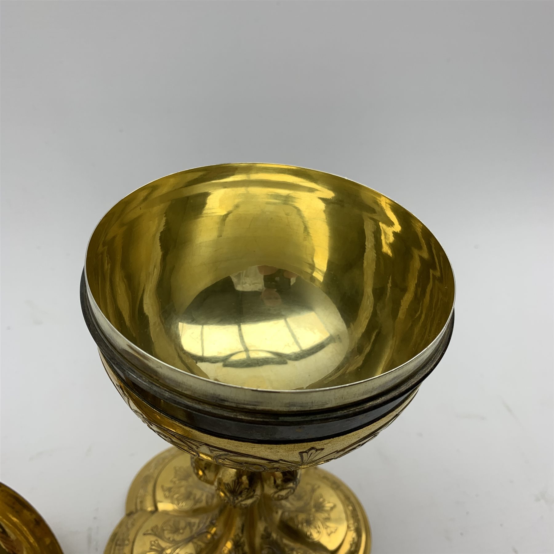 19th century gilt metal Ciborium, silver-gilt interior, cross finial, relief foliate design on knop - Image 6 of 13