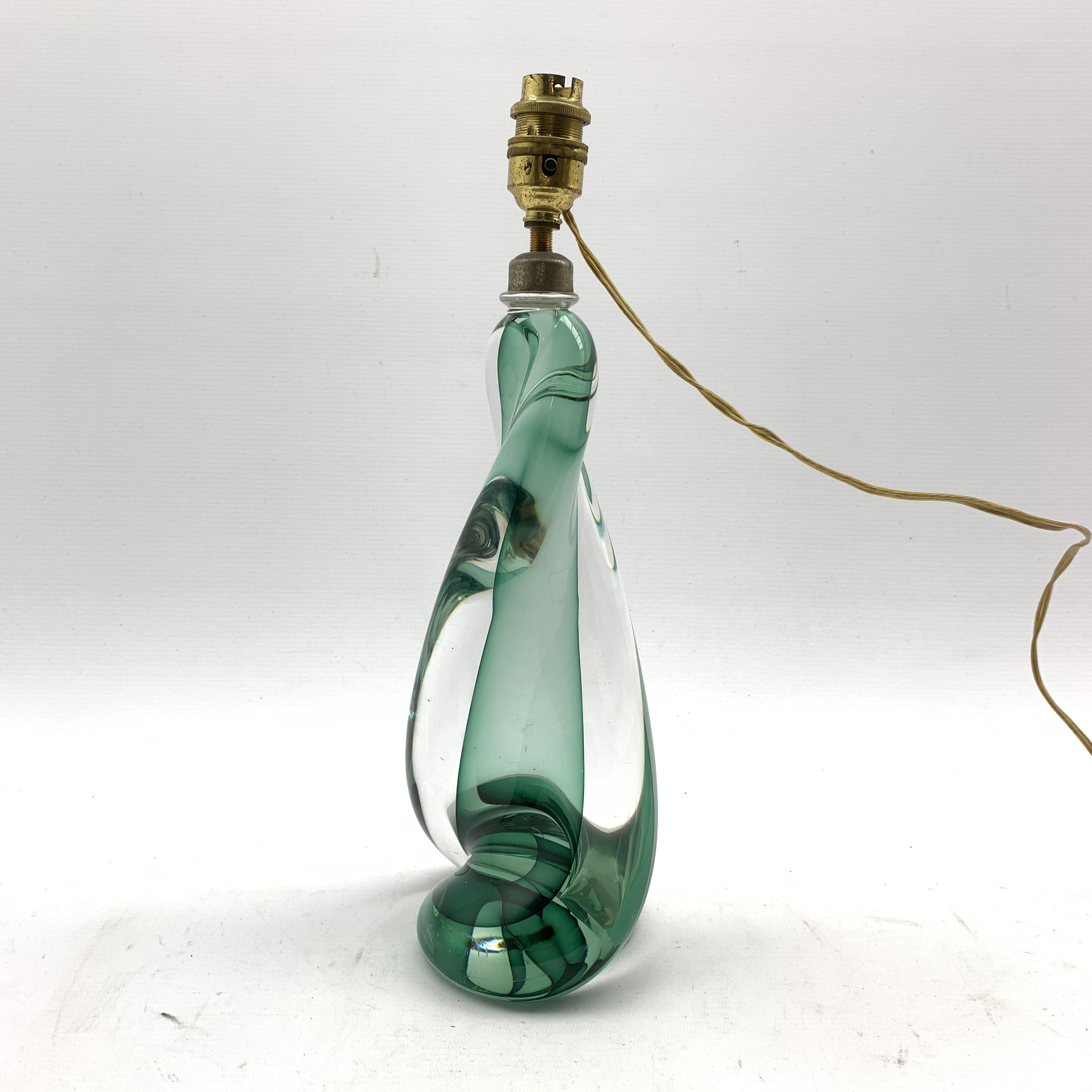 Val St Lambert clear and green glass table lamp of writhen column form, H36.5cm overall - Image 5 of 7