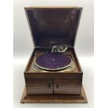 Dulcetto oak cased Gramophone and vintage suitcase