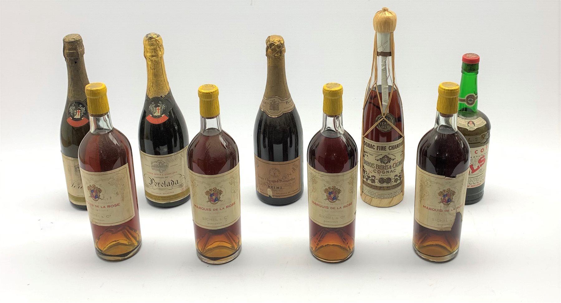 Mixed alcohol including 'Veuve Cliquot Ponsardin Dry 1937' champagne, four bottles of 'Grand Vin De