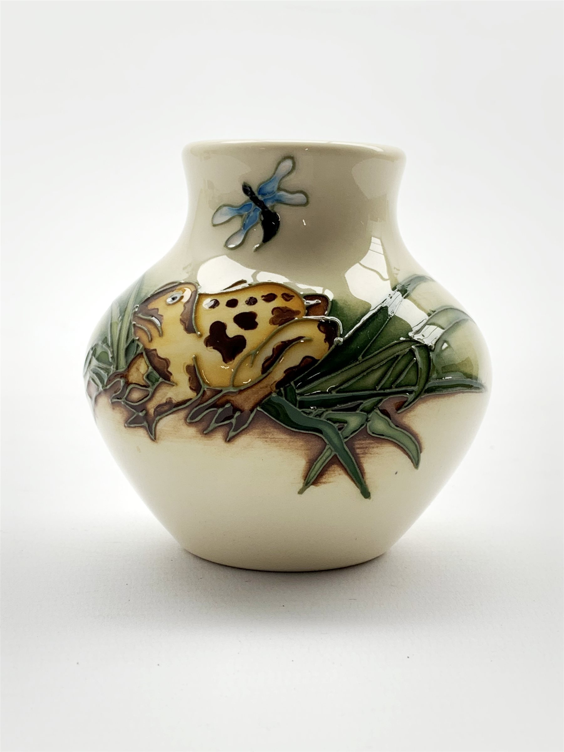Moorcroft Frog and Dragonfly pattern vase designed by Kerry Goodwin 2009 H8cm - Image 3 of 5