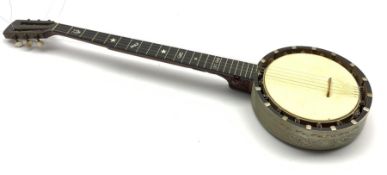 J E Dallas 415 Strand early 19th Century 5-string banjo No.2983 with engraved chrome drum, mother o