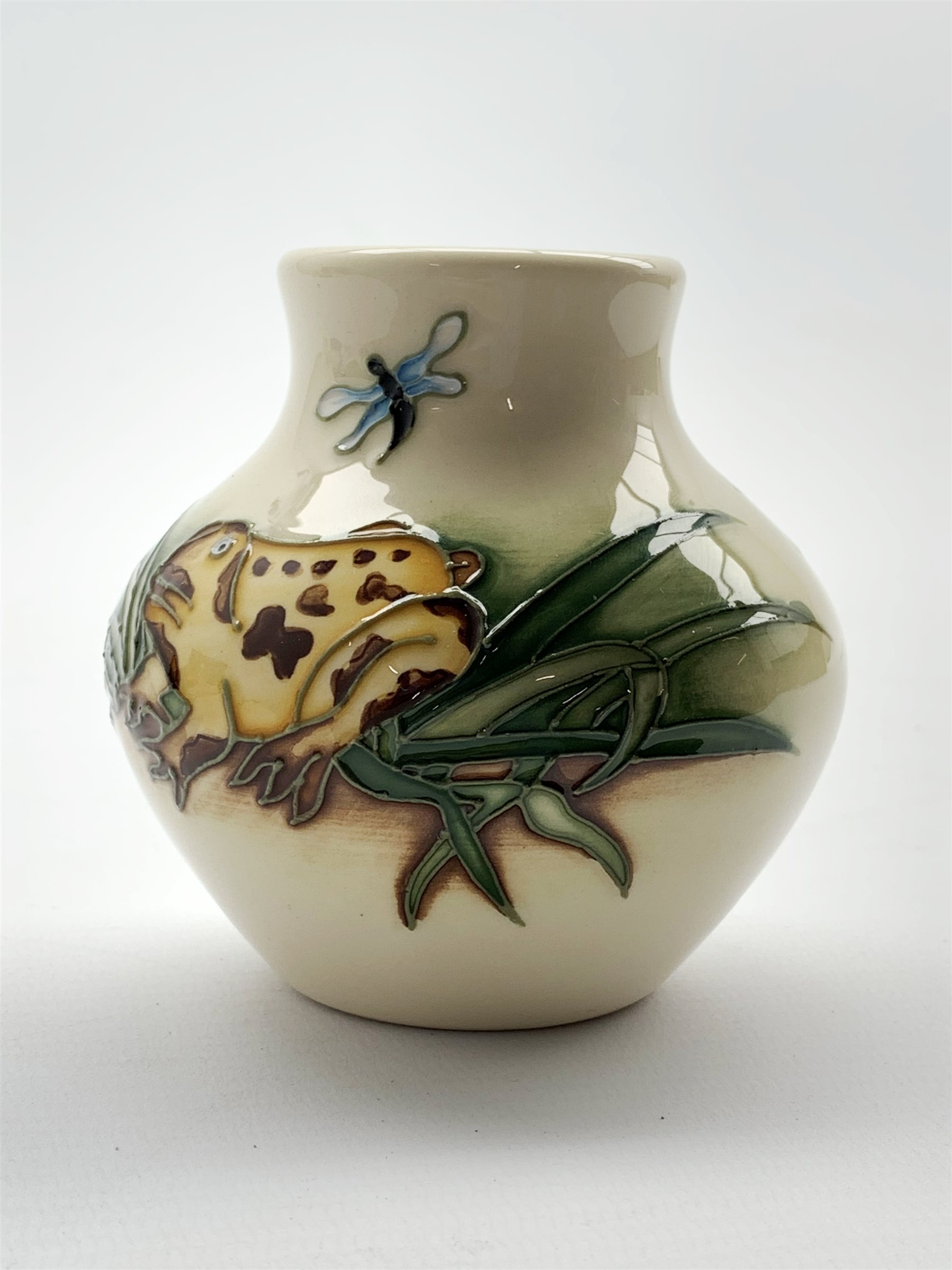 Moorcroft Frog and Dragonfly pattern vase designed by Kerry Goodwin 2009 H8cm