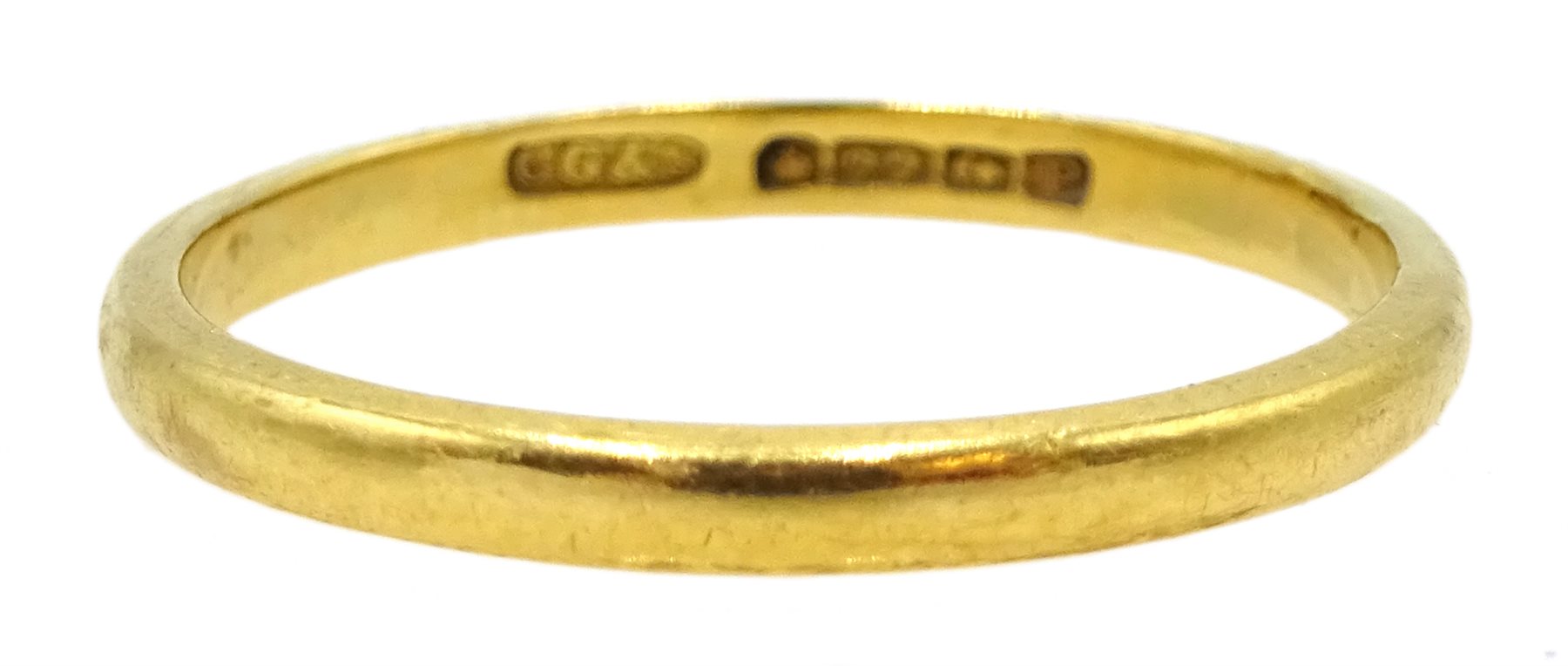 22ct gold band hallmarked, approx 2gm