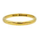 22ct gold band hallmarked, approx 2gm