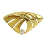 18ct gold diamond set brooch, stamped 750