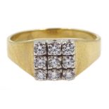 9ct gold cubic zirconia gentleman's ring, hallmarked