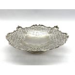 Pierced silver comport by Walker & Hall, Sheffield 1931, D25cm 10.75oz