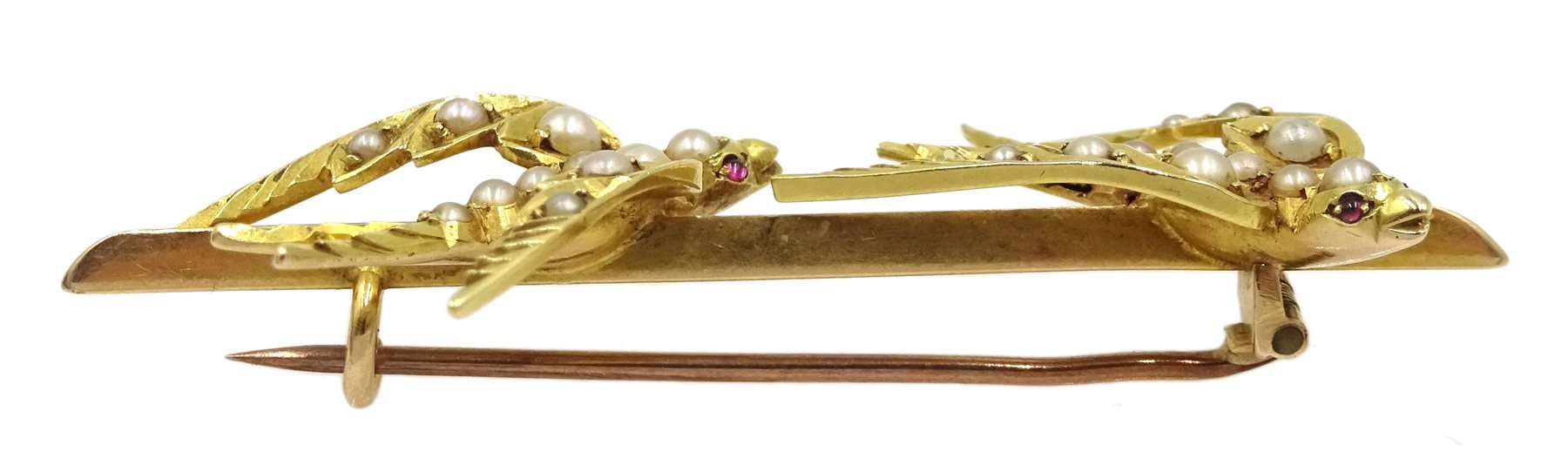 Victorian gold swallow bar brooch, both set with ruby eyes, in velvet lined box - Image 4 of 5