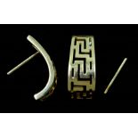 Pair of 14ct gold key design earrings, approx 4.74gm