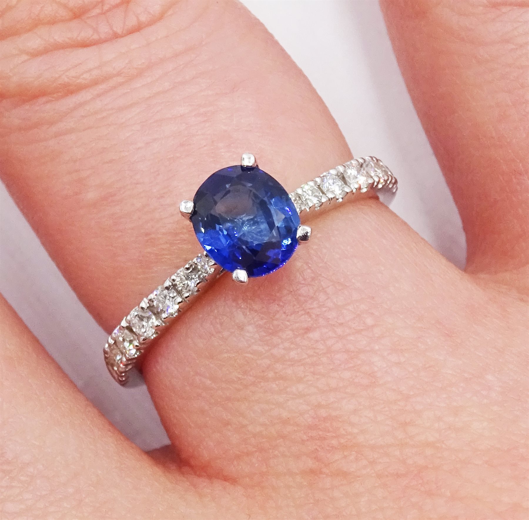 18ct white gold oval Ceylon sapphire ring, with diamond set shoulders, hallmarked, sapphire approx 0 - Image 2 of 9