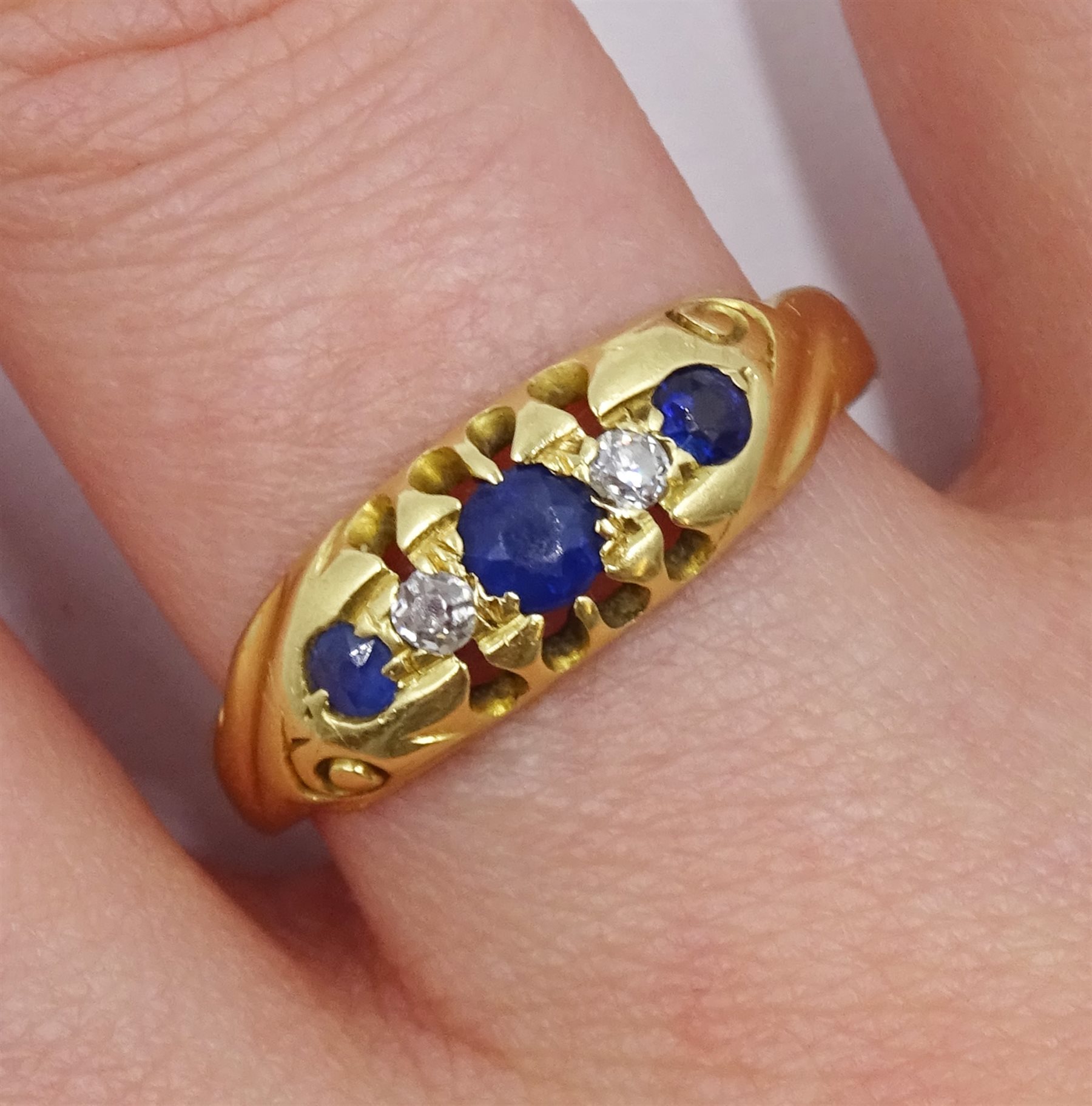 Edwardian gold sapphire and diamond ring, stamped 18ct - Image 2 of 7