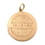 9ct gold locket pendant, with engraved initials, Birmingham 1939, approx 7.9gm