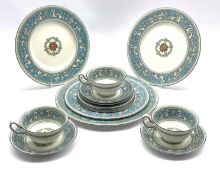 Wedgwood Florentine pattern part service comprising one dinner plate, three side plates, three tea p