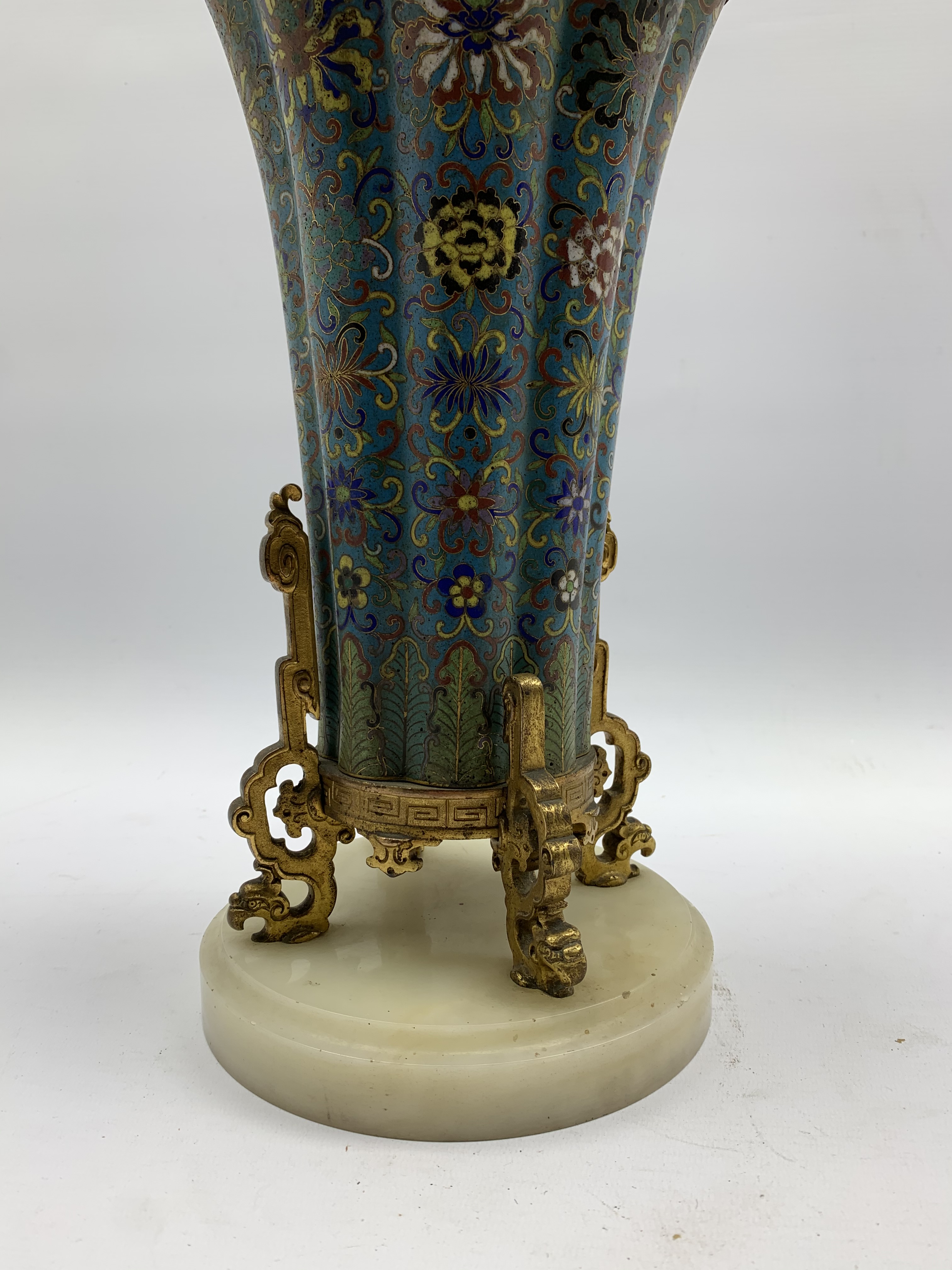 Chinese cloisonne vase, 18th Century, of lobed circular form, decorated with an all over floral desi - Image 21 of 31