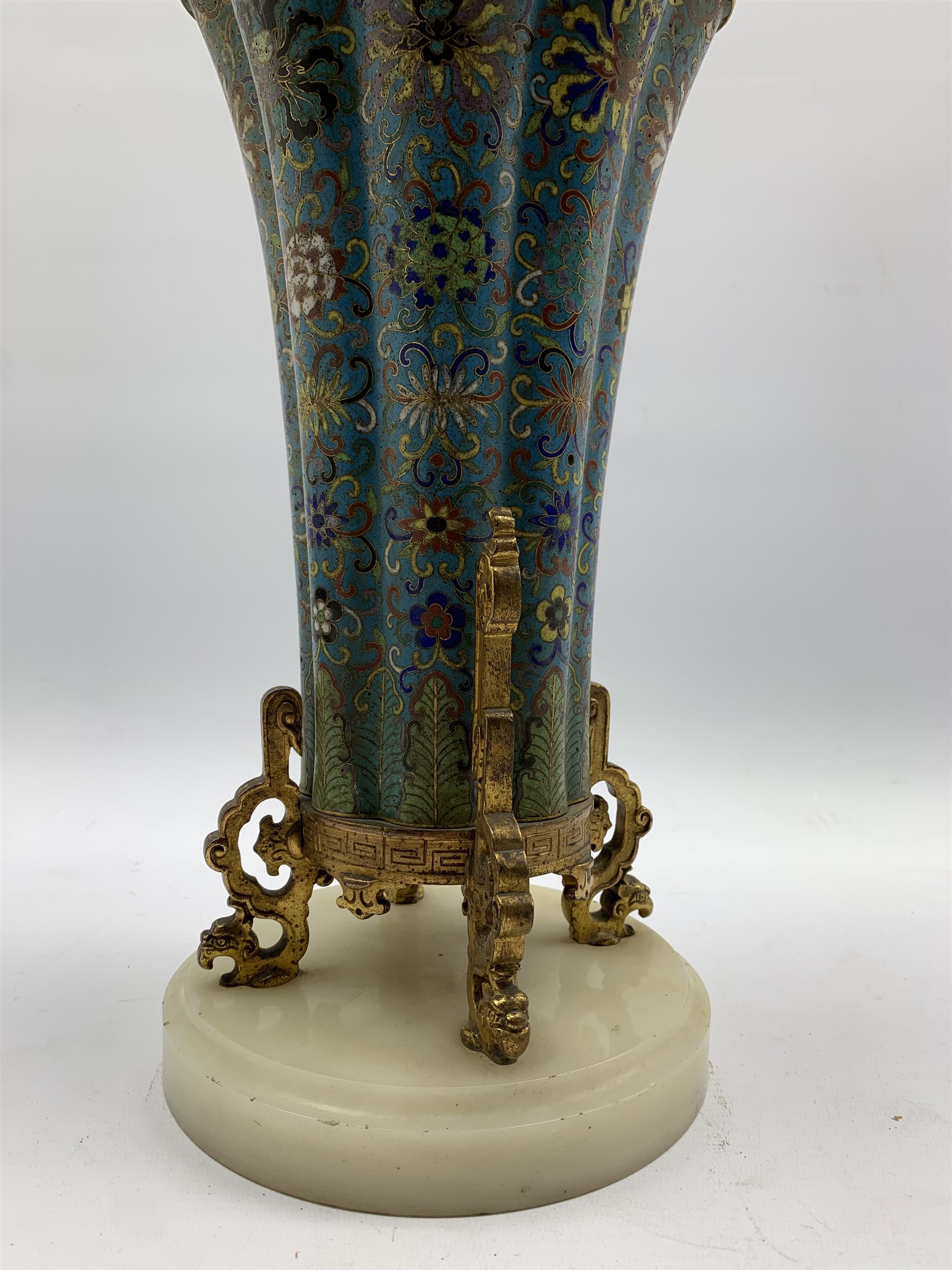 Chinese cloisonne vase, 18th Century, of lobed circular form, decorated with an all over floral desi - Image 8 of 31