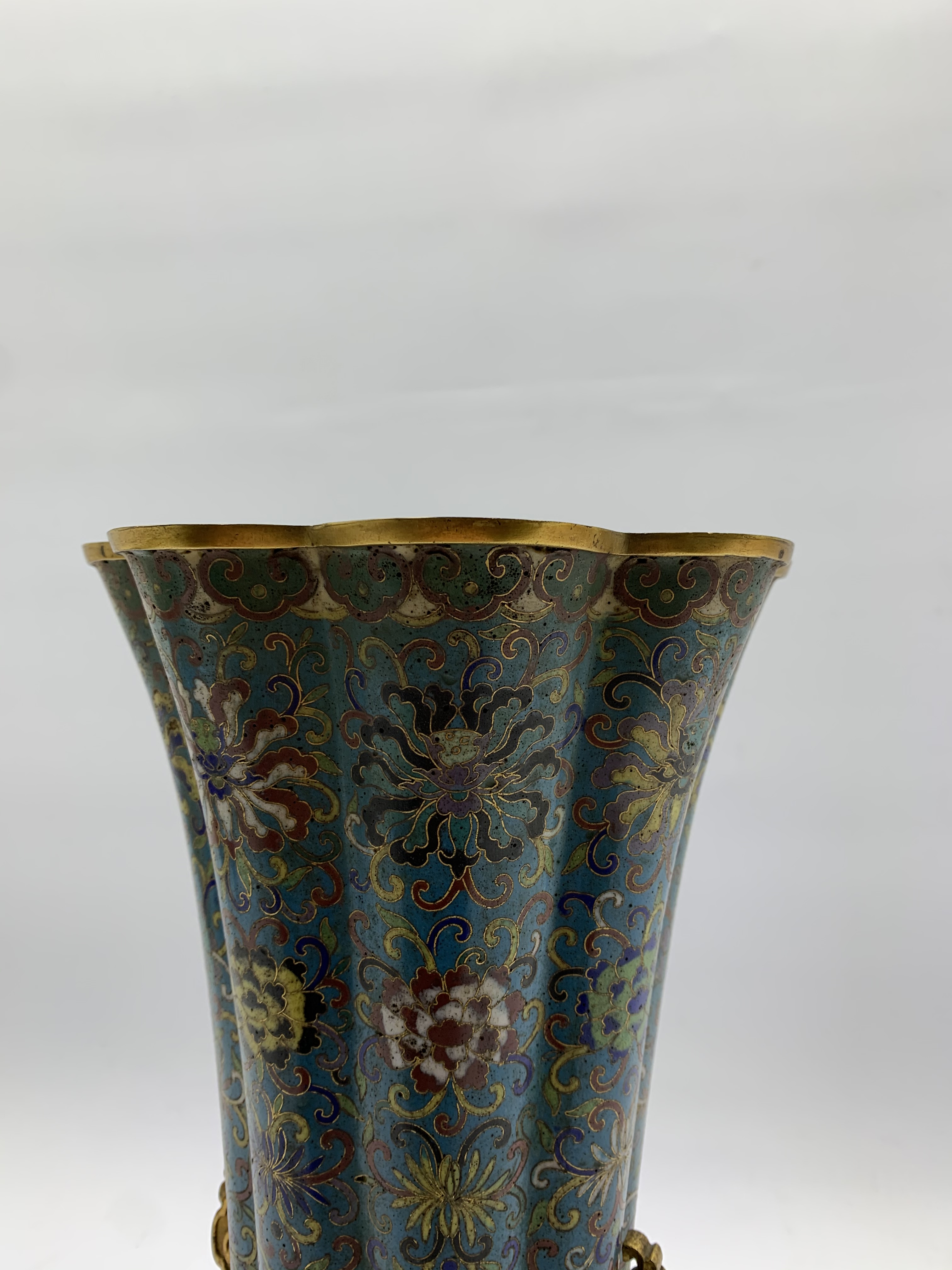 Chinese cloisonne vase, 18th Century, of lobed circular form, decorated with an all over floral desi - Image 22 of 31