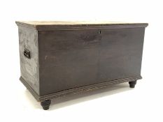 19th century scumbled pine blanket box, hinged lid revealing paper lined interior and tray, cast me