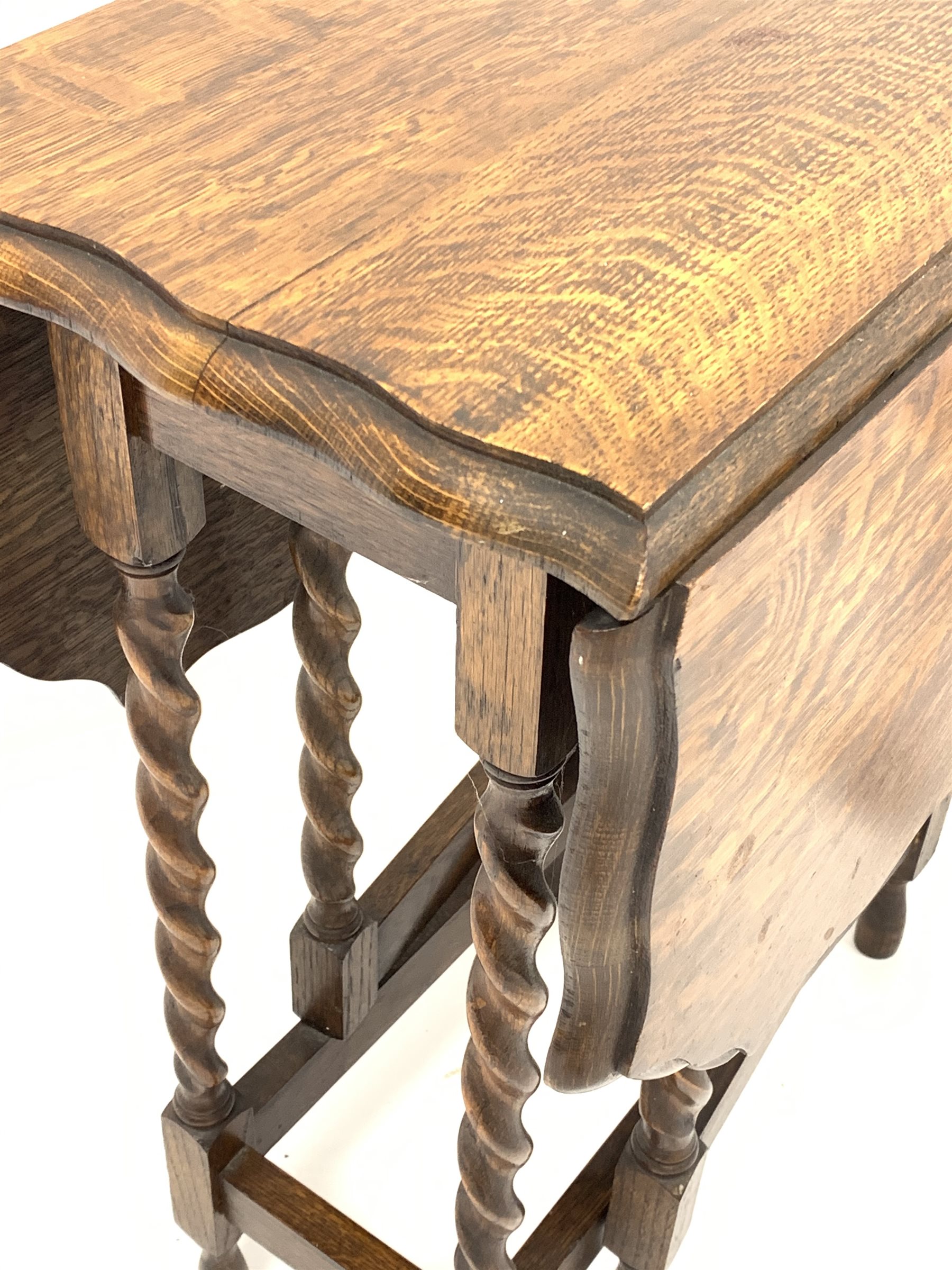 Georgian style mahogany tripod table with pie crust tilt top (D59cm, H70cm), and an early 20th centu - Image 3 of 3