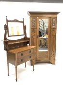 Early 20th century Arts and Crafts period oak bedroom suite - single wardrobe with projecting cornic