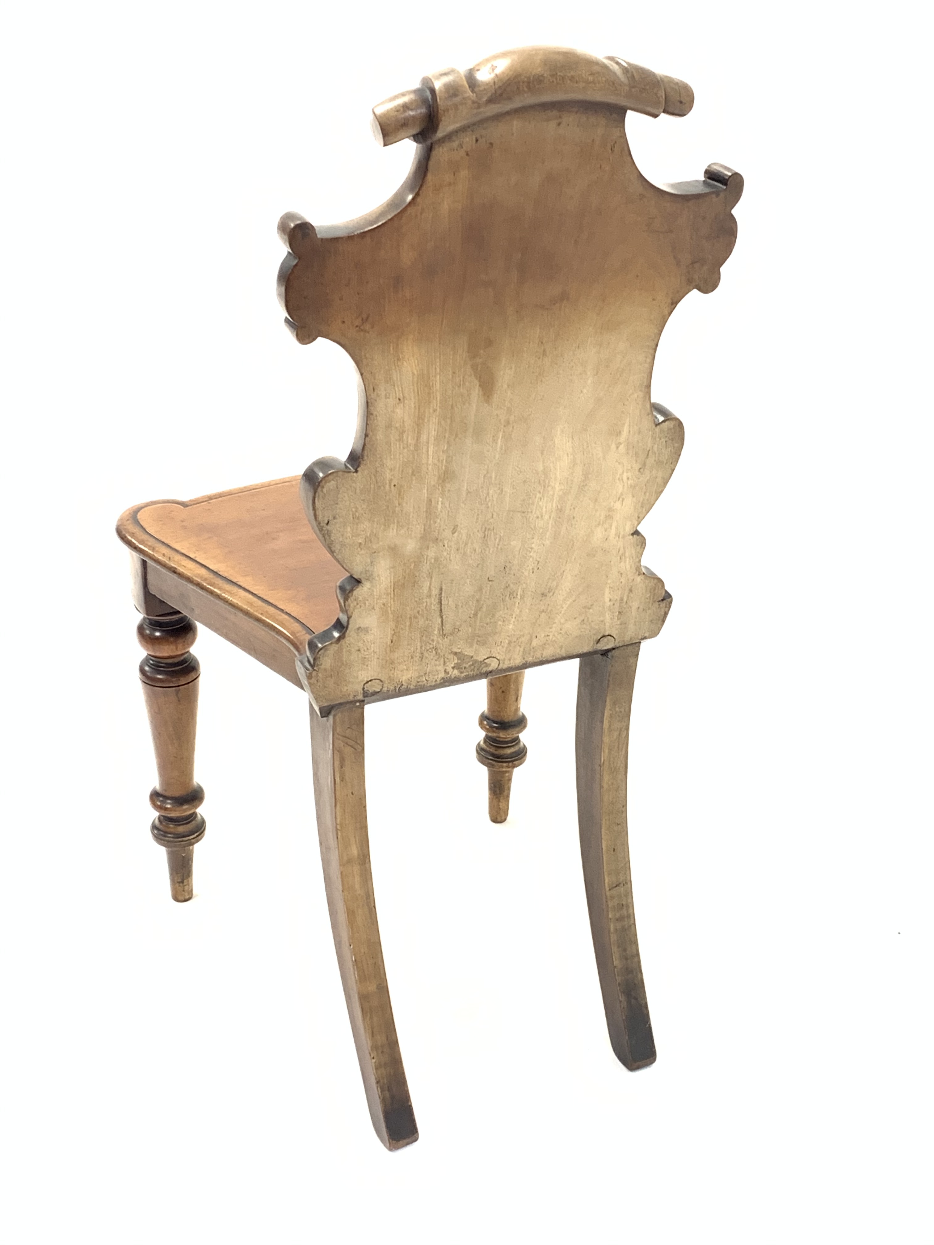 Victorian mahogany shield back hall chair, with shaped seat, raised on turned front supports, W46cm - Image 4 of 4