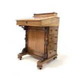 Victorian Mahogany davenport, cartouche shaped raised back with hinged lid enclosing storage well, s