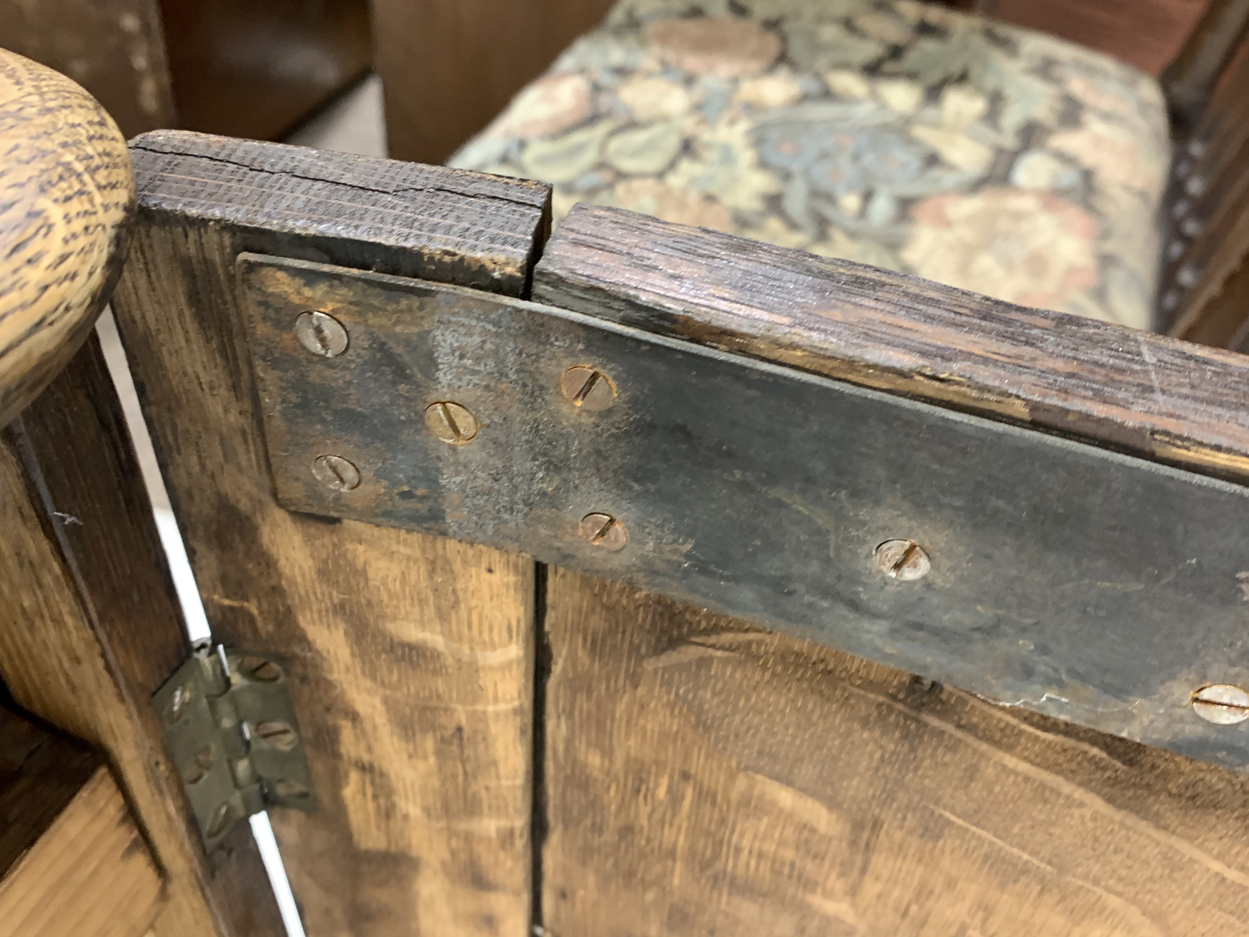 19th century oak estate twin pedestal desk, skivered top over one long drawer and two banks of three - Image 7 of 7