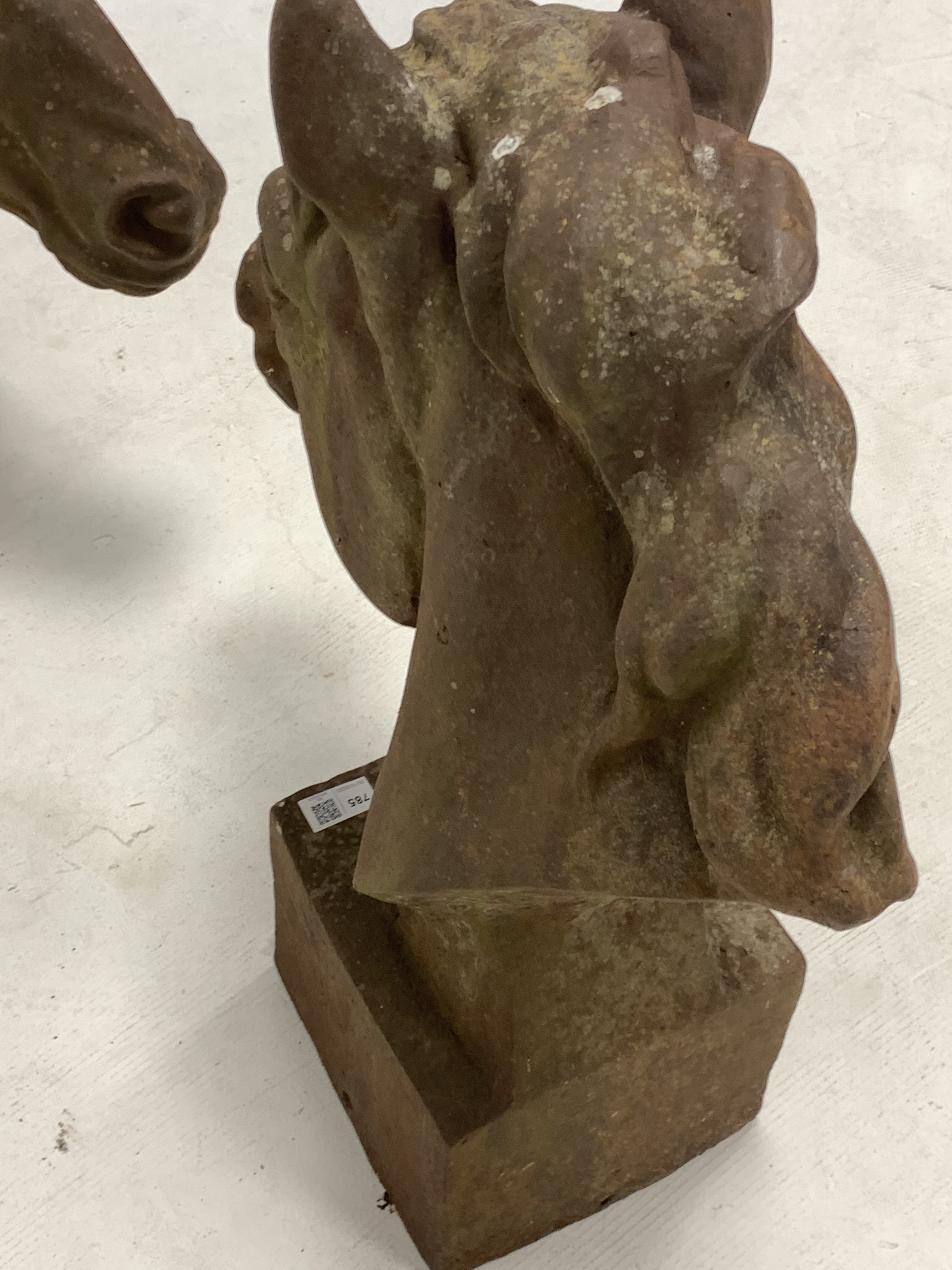 Pair of cast iron horse heads, on square bases, H63cm - Image 3 of 4