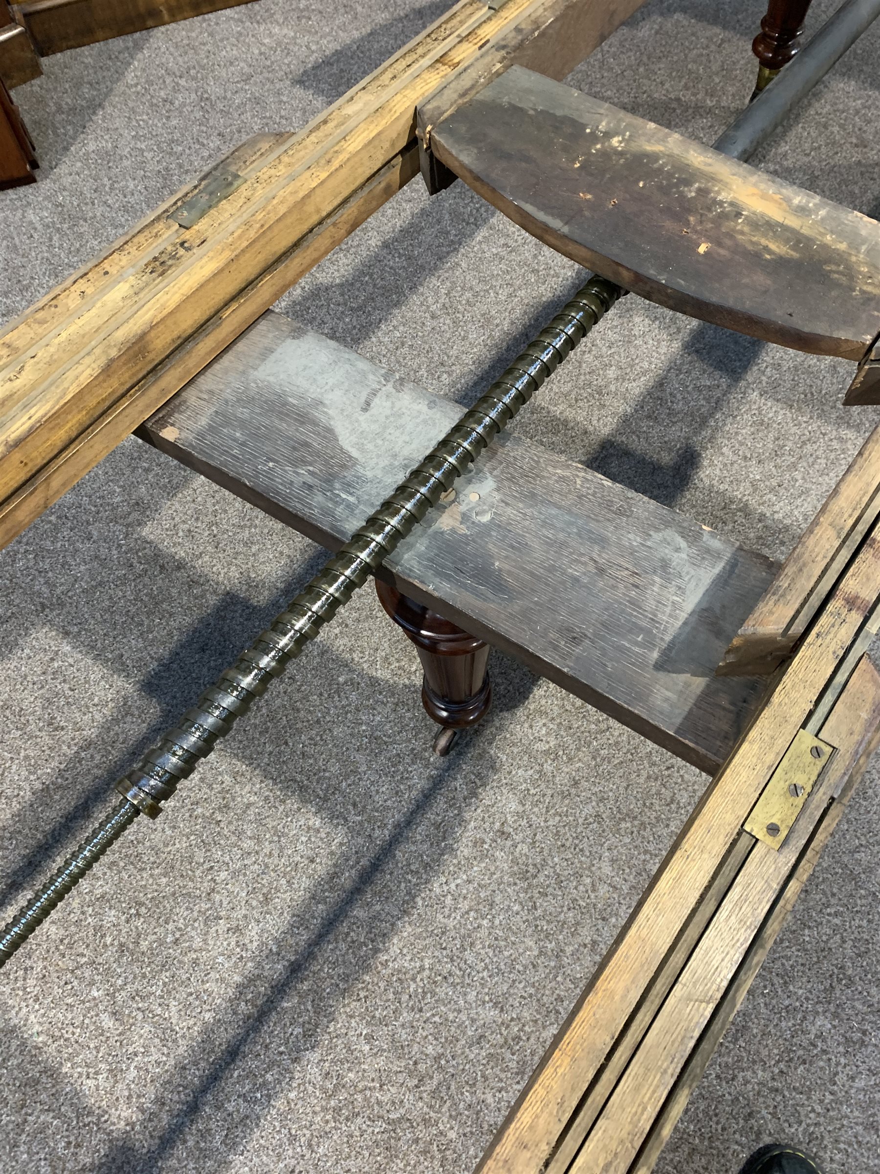 Large Victorian mahogany extending dining table, 'D' ended, with four additional leaves, raised on t - Image 6 of 10