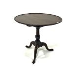 Georgian mahogany tilt top table, circular top with raised edge over bird bracket and snap top actio