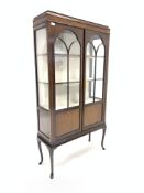 Early 20th century mahogany display cabinet, with caddy top over two tracery glazed doors enclosing