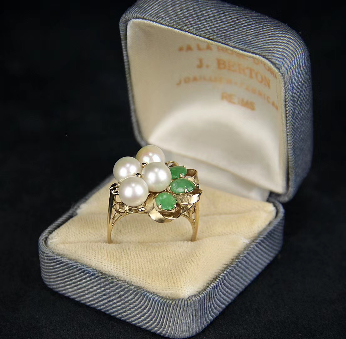 Jadeite and Pearl Ring - Image 4 of 6