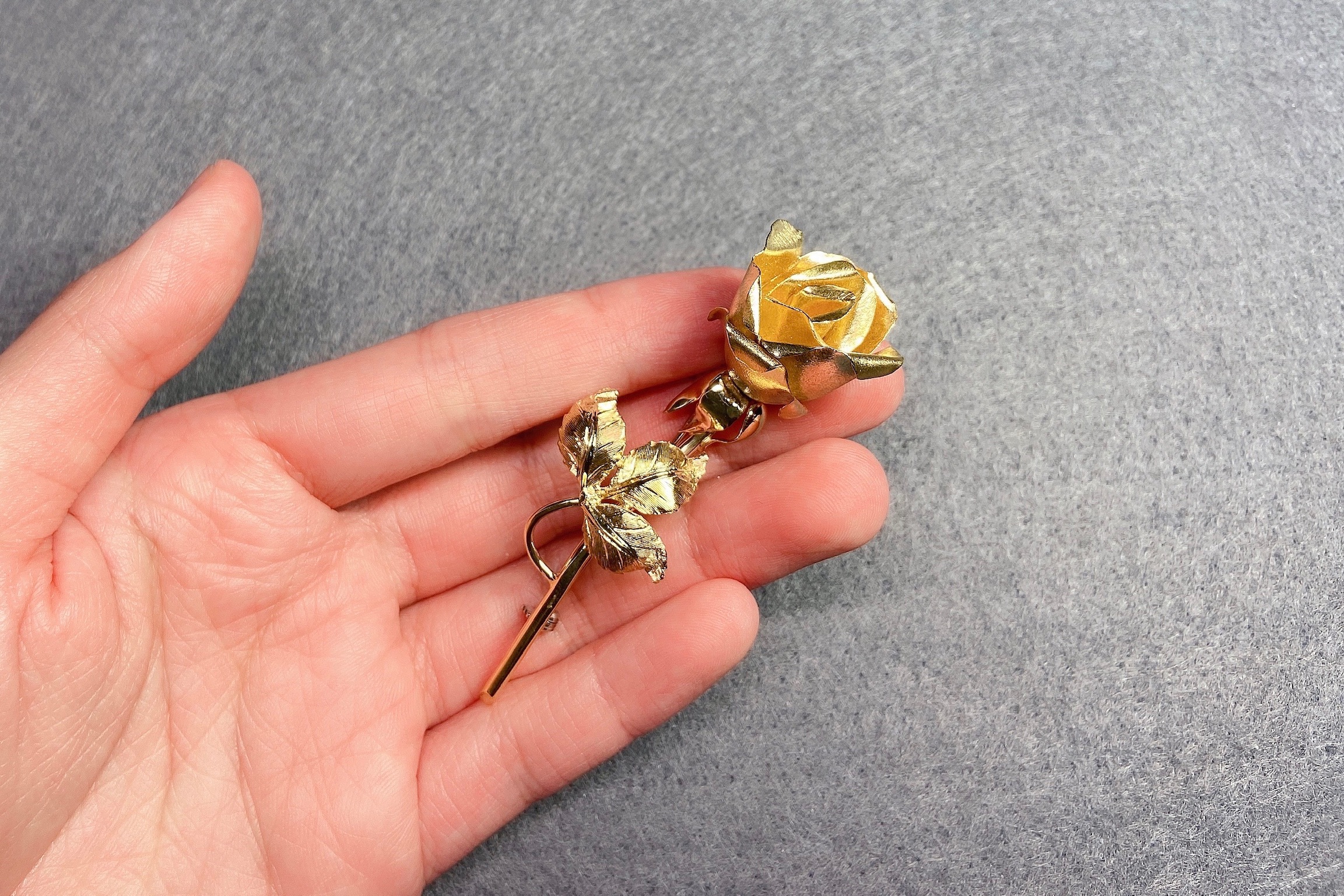 Gold Rose Brooch, 1940s - Image 4 of 4