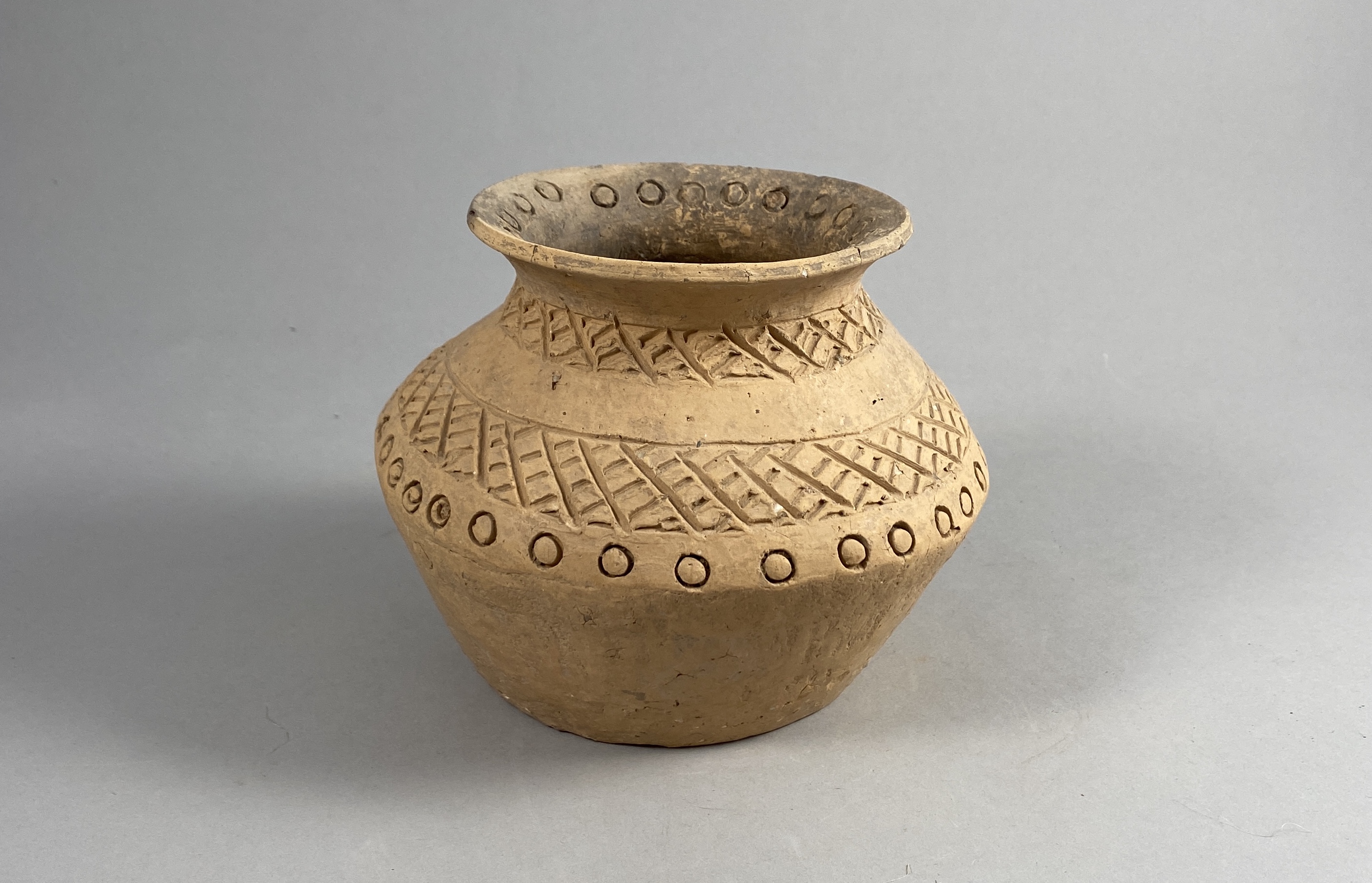 A Buff-White Pottery Vessel, Qijia Culture (2050–1700 Bc) - Image 6 of 6