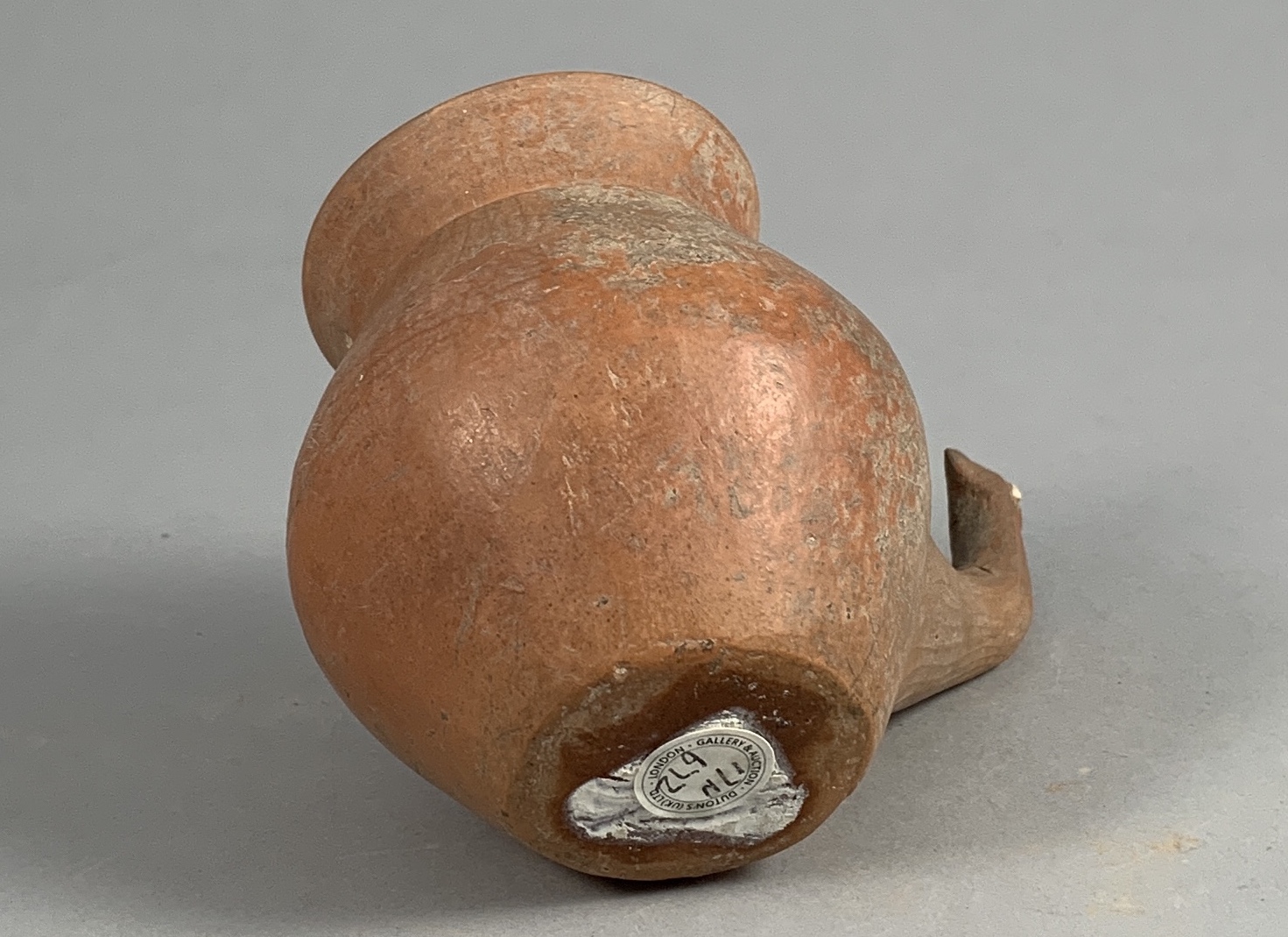 A Burnished Red Pottery Jar With A Bird-Head Handle, Gansu Province, Qijia Culture (2050-1700 Bc) - Image 6 of 10