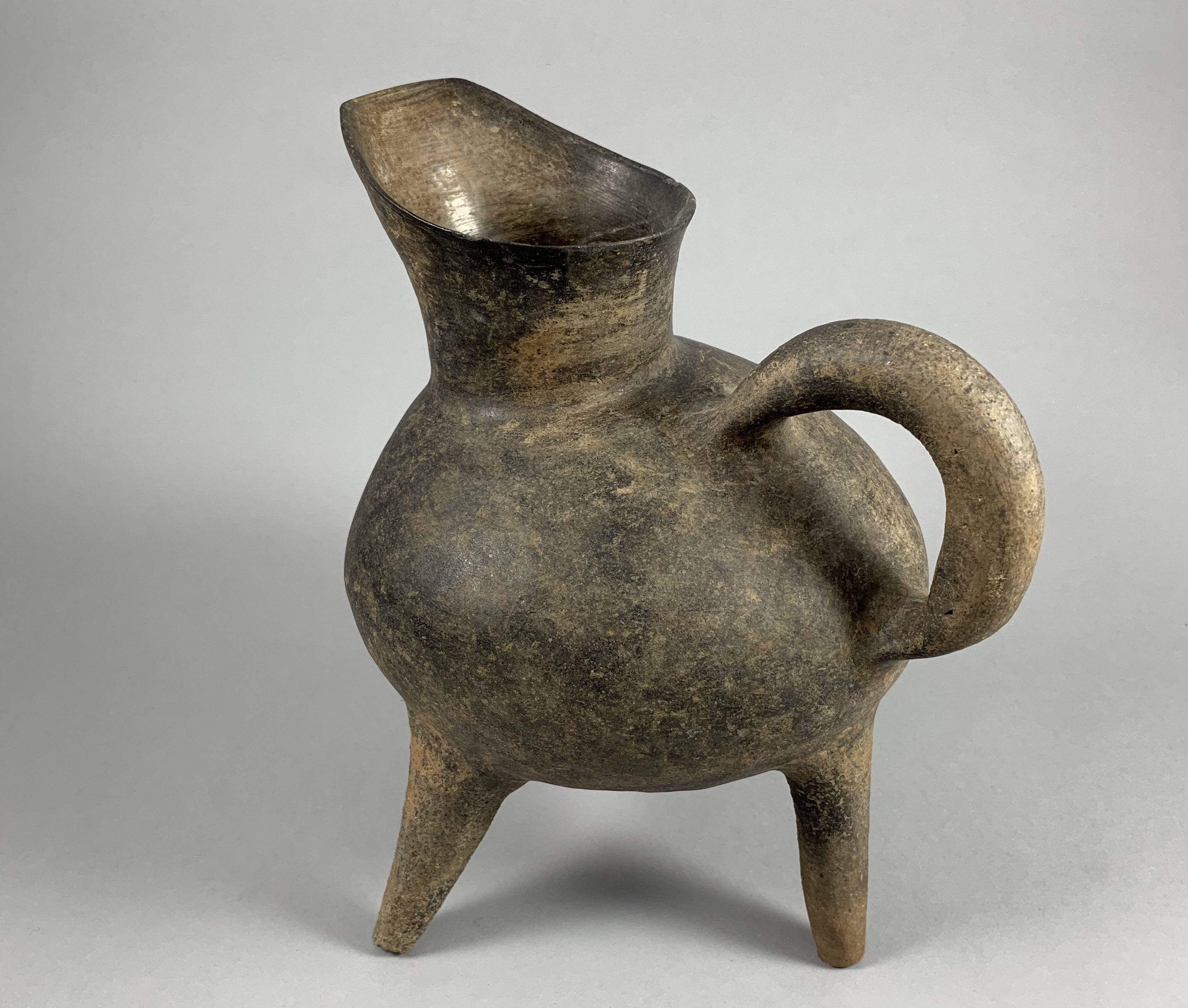 A Tripod Pottery Vessel, Liangzhu Culture (3300-2200 Bc) - Image 8 of 15