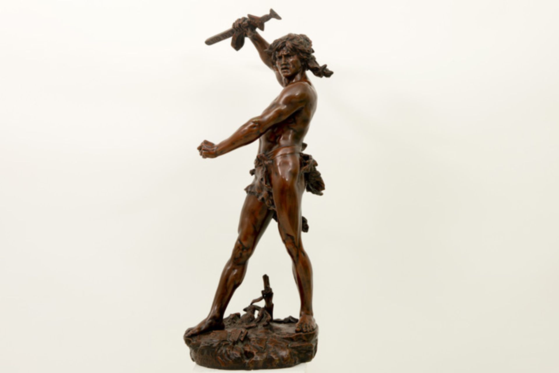 GAUCQUIE HENRI DÉSIRÉ (1858 - 1927) grote sculptuur in brons met mooie lichtbruine [...]