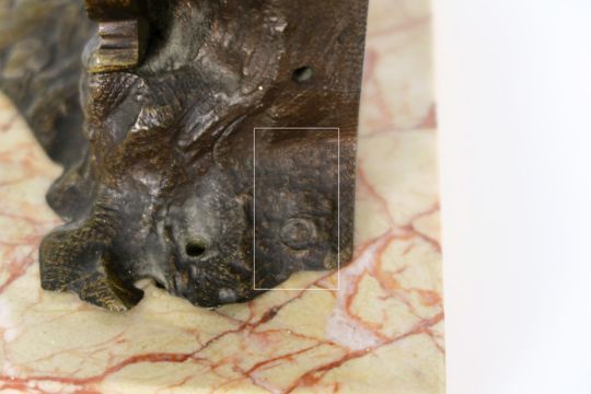 Antieke sculptuur in gedoreerde brons : "Zittende vrouw met lier" - hoogte : 17,5 [...] - Bild 5 aus 5