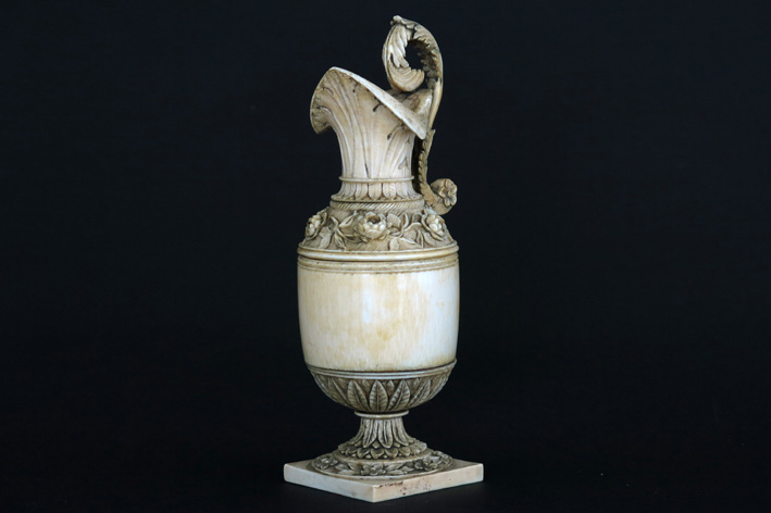 EUROPA - 18°/19° EEUW collectors item : superb neoclassicistisch kruikje met greep [...] - Image 2 of 5