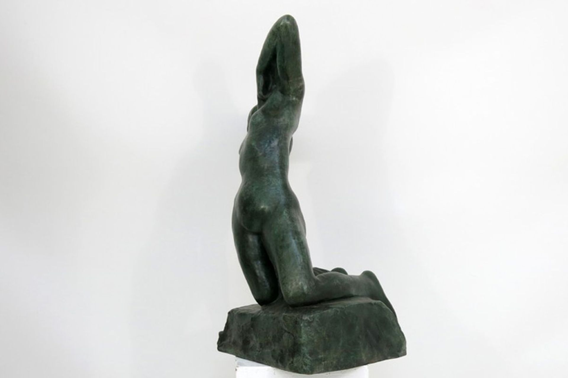 MINNE GEORGE (1866 - 1941) sculptuur in brons met een mooie typisch diep groenzwarte [...] - Bild 5 aus 9