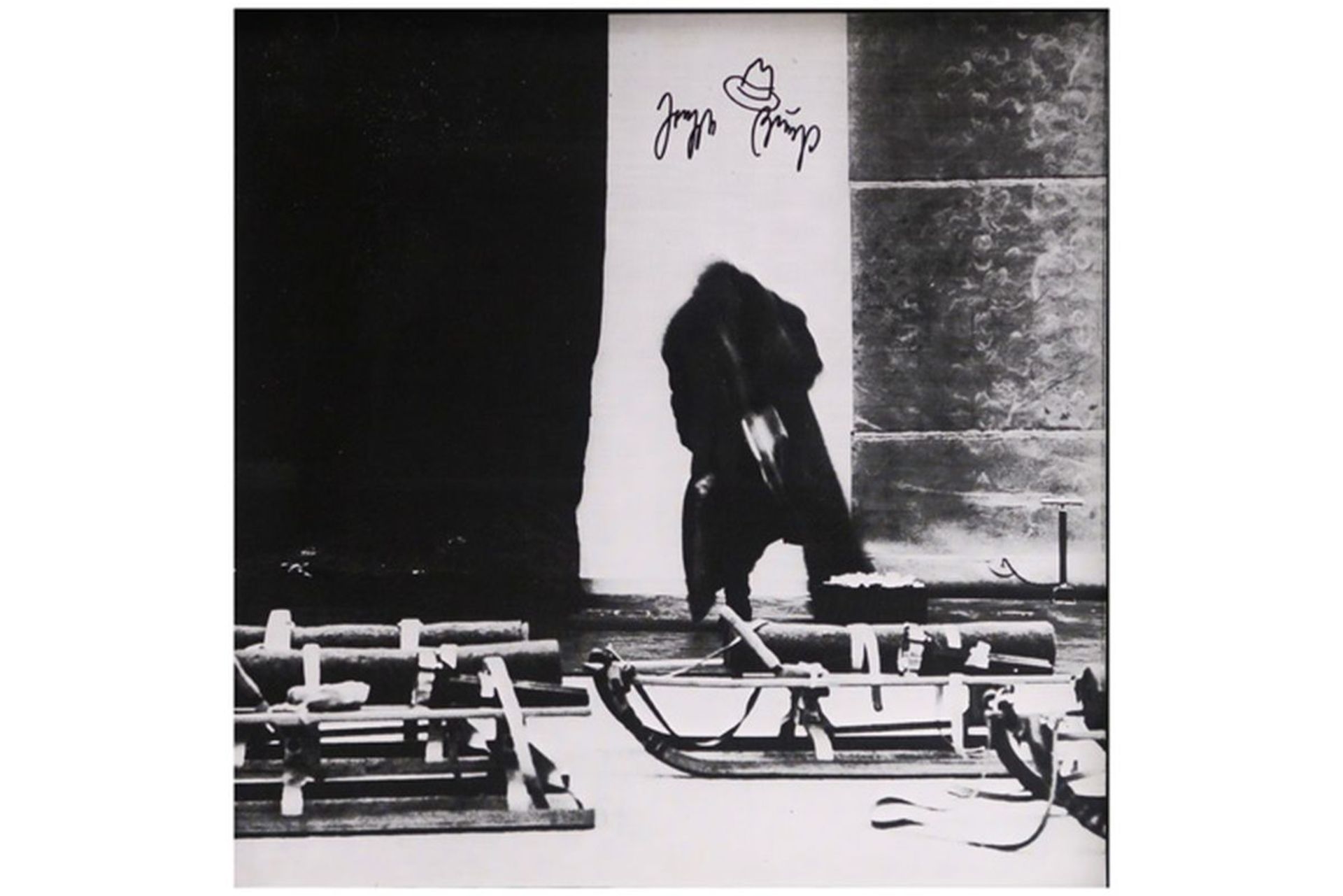 BEUYS JOSEPH (1921 - 1986) zeefdruk van een foto (van Beuys) op vinyl uit de [...] - Bild 2 aus 3