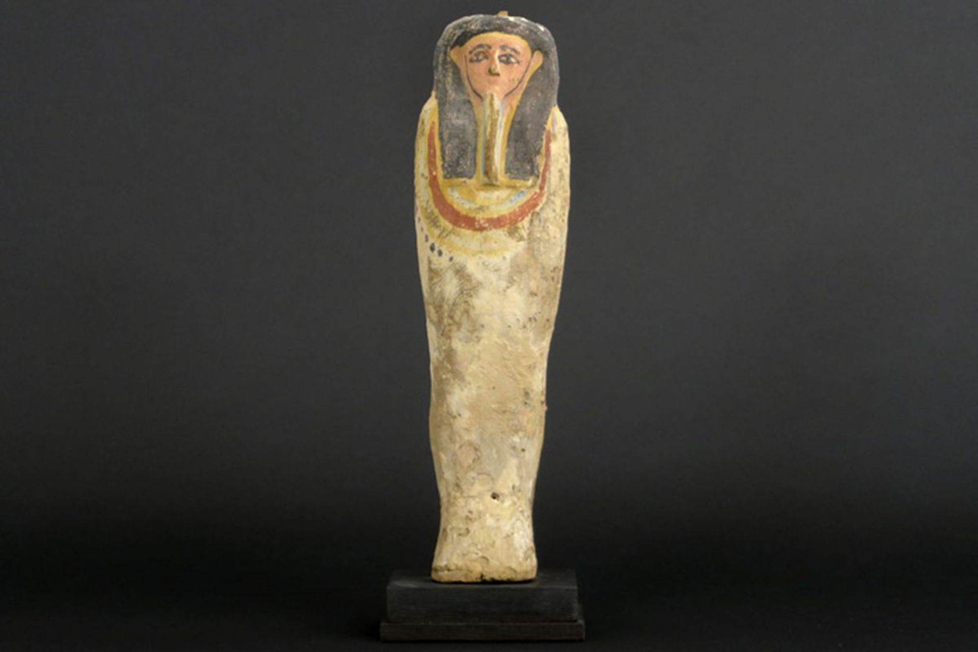 OUDE EGYPTE - LATE PERIODE - ca 700 tot 300BC sculptuur in hout met restanten van [...]