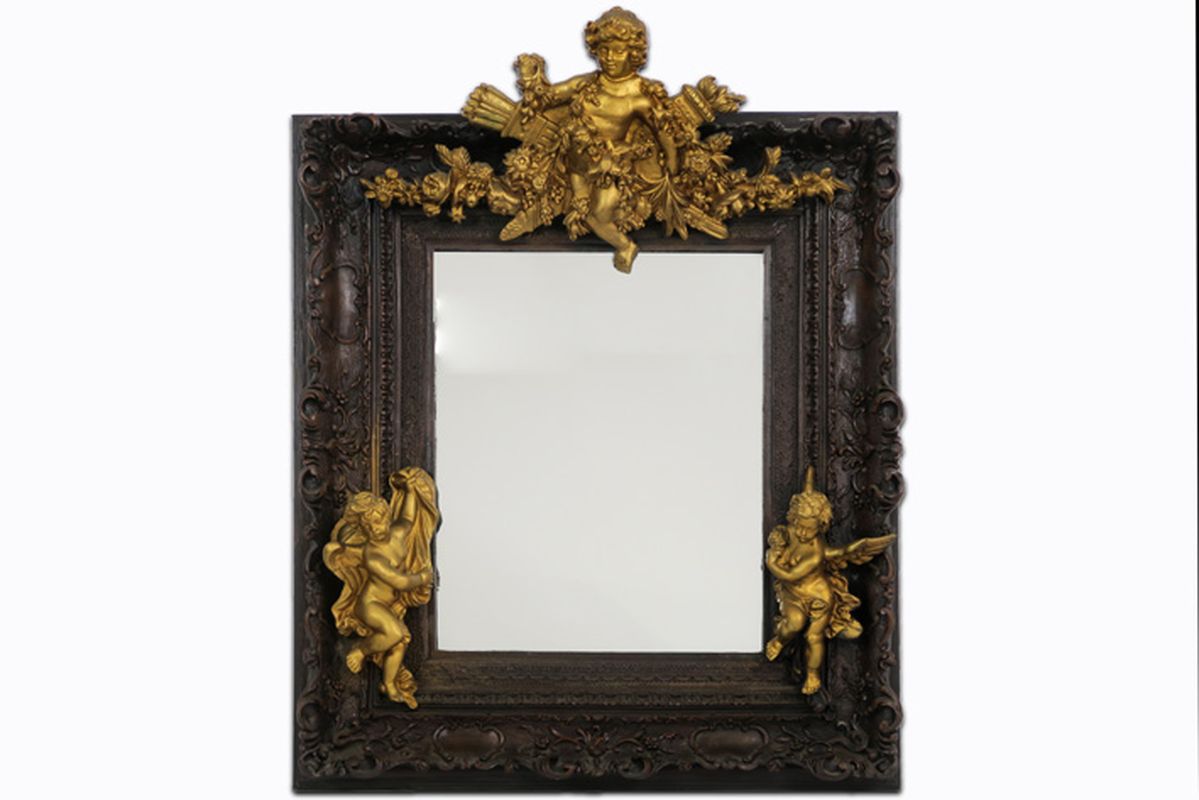 antique mirror with a baroque style frame in cast iron - - Antieke spiegel met [...]