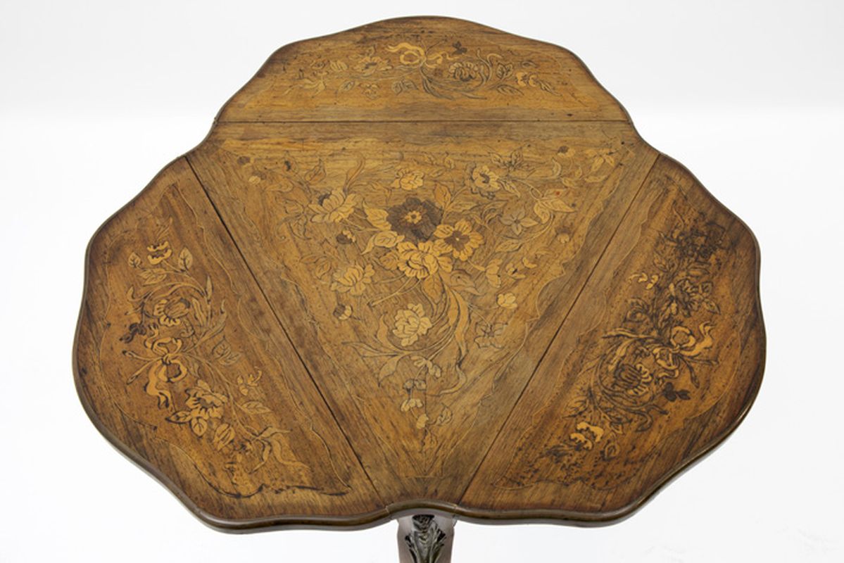 19th Cent. French Louis XV style occasional table with top (with three folding leafs) [...] - Image 2 of 3